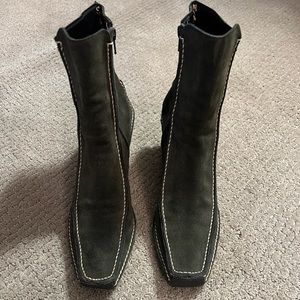 pons|quintana olive green suede boot w/crepe sole.